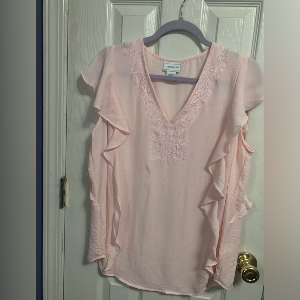 Liz Claiborne Beautiful blush pink top!